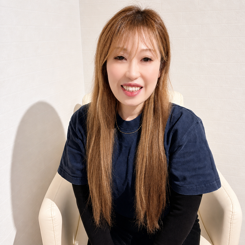 Therapist Akazawa